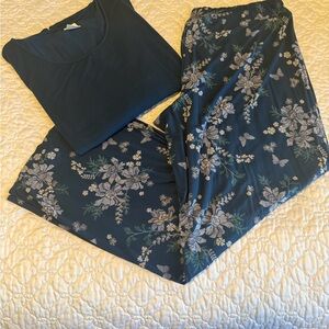 Soma Blue/Green Pajama Set with Floral Pants. Like New.
